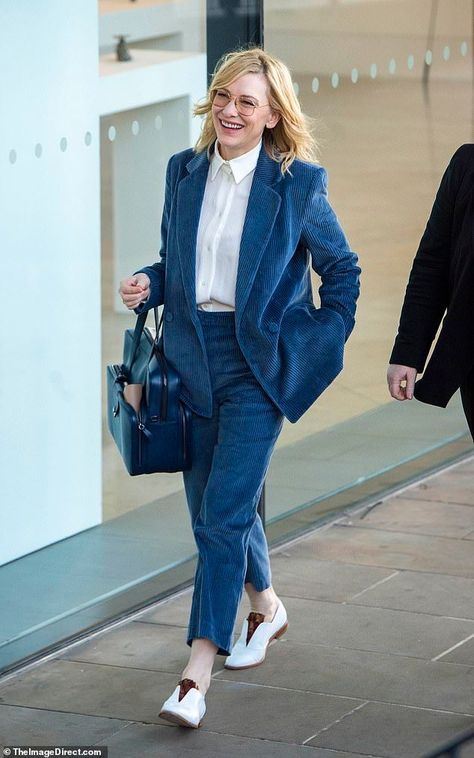 Cate Blanchett In Suits, Cool Suits Women, Corduroy Suit Women, Cate Blanchett Suit, Navy Suit Women, Blazer Off White, Corduroy Suit, Suits Tv Shows