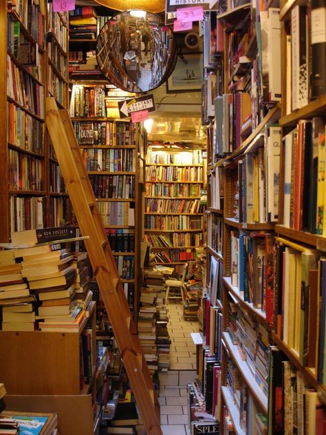 Aesthetic Bookstore, Bookstore Aesthetic, Lots Of Books, Dream Library, Shakespeare And Company, Beautiful Library, Library Aesthetic, Home Libraries, World Of Books