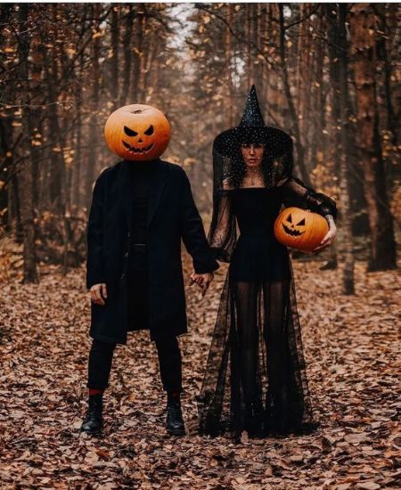 67+ Spooktacular Couple Halloween Costume Ideas: Easy and Cheesy Fun! Scary Couples Costumes, Scary Couples Halloween Costumes, Easy Couple Halloween Costumes, Halloweenský Makeup, Spooky Halloween Costumes, Photo Halloween, Scary Halloween Costume, Halloween Photography, Pretty Halloween Costumes