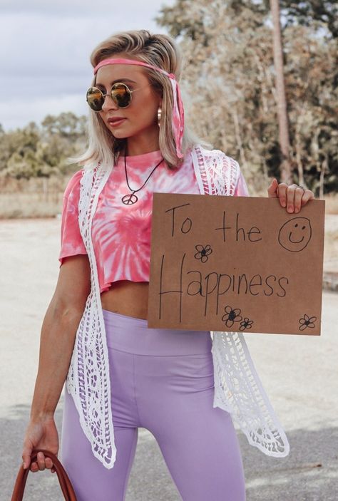 Hippie Costume | Tanner Mann
halloween, halloween costume, hippie costume, costume ideas, costume diy Hippie Costume Diy, 80s Outfits Spirit Week, Hippy Costume, Easy Halloween Costume Ideas, Hippie Costume Halloween, Hippie Birthday, Hippie Party, Easy Halloween Costume, Hiking Outfit Fall