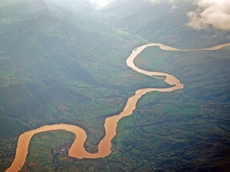 Three Gorges Dam, Fertile Crescent, Ancient America, River Nile, European River Cruises, The Nile River, Biblical Paintings, River Life, River Delta