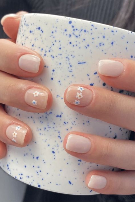 Short Nail Designs Summer, Short White Nails, Short Nails French, Summer Short Nails, Short Nails Spring, Spring Short Nails, French Nail Ideas, Trendy Short Nails, Nails February