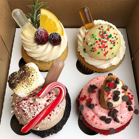 Kara Kakes on Instagram: “it’s NATIONAL 🧁CUPCAKE🧁 DAY! Stop by and show your support at your favorite CUPCAKE SHOP! We are open until 5pm👌🏻🎉 • • •  #foodilysm…” Baking Show Aesthetic, Cupcake Shop Aesthetic, Cupcake Business Ideas, Loaded Cupcakes, Christmas Cupcake Flavors, Cupcakes For Sale, Bake Sale Desserts, National Cupcake Day, Cupcake Day