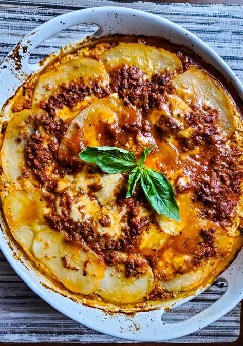 If you're as potatobsessed as I am, then a lasagna made with potatoes is exactly what you need in your life. Creamy ricotta layers, tender potatoes, and a meaty vegetarian sauce. Whole 30 Potatoes, Vegetarian Sauces, Potato Lasagna, Canned Plums, Cheese Potatoes, Creamy Potato, Plum Tomatoes, Lasagna Recipe, Fried Potatoes