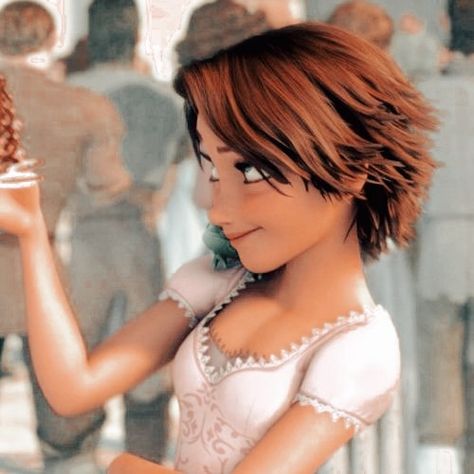 Short Haired Rapunzel, Rapunzel Brown Hair, Rapunzel Short Hair, Disney Female Characters, Short Hair Back, Short Brown Hair, Hairstyle Trends, Short Blonde, Short Blonde Hair