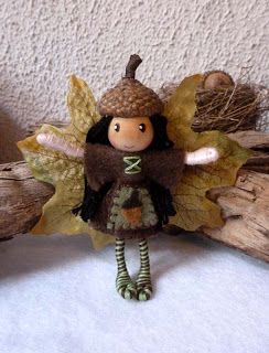 Enchanted Tree, Tree Autumn, Acorn Crafts, Handmade Fairy, Autumn Fairy, Bendy Doll, Fairy Crafts, Clothespin Dolls, Pin Doll