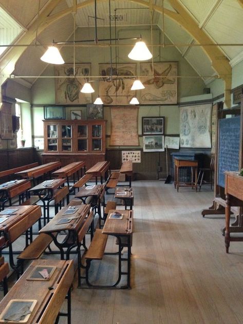 Old School Room Aesthetic, Private School Interior Design, Old School Architecture, School Aesthetic Outside, Private School Interior, Finishing School Aesthetic, School Aesthetic Exterior, Vintage Classroom Aesthetic, British Private School Aesthetic