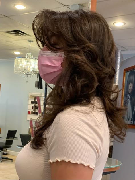 Wavy Layered Hair, Bangs Wavy Hair, Wolfcut Hair Long, 70s Hair, Thick Wavy Hair, Bangs With Medium Hair, Wavy Haircuts, Hairstyles For Layered Hair, Haircut Inspo