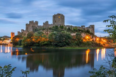 32 Pembroke Castle Stock Photos, Pictures & Royalty-Free Images - iStock Pembroke Castle, Castle Exterior, Welsh Castles, Henry Vii, Castle Painting, Pembrokeshire Coast, Beautiful Castles, British History, Ireland Travel