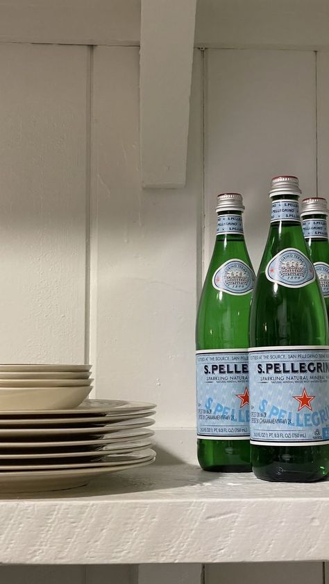 i love s. pellegrino but i like them for decor more. also want to thrift all my dishes. San Pellegrino Aesthetic, Pellegrino Aesthetic, S Pellegrino Sparkling Water, I Love S, Italian Soda Bar, S Pellegrino, Soda Bar, Breakfast Board, Italian Soda