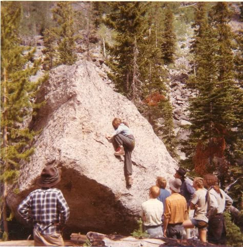 Vintage Climbing, Granola Girl, Rock On, Outdoor Life, Look At You, Rock Climbing, Future Life, Adventure Awaits, Free Time