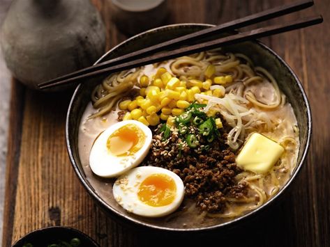 Nagi Maehashi, Pork Ramen Recipe, Dinner Ramen, Beef Ramen Noodle Recipes, Quick Ramen, Recipe Tin Eats, Tin Eats, Ramen Toppings, Beef Ramen