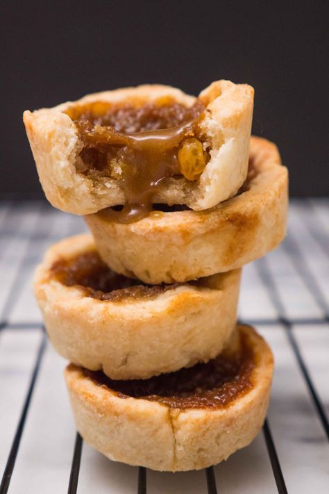 Best Butter Tart Recipe, Butter Tart Recipe, Butter Tart Squares, Canadian Butter Tarts, Butter Tart, Tart Filling, Berry Tart, Butter Tarts, Homemade Candy