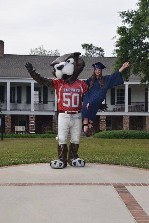 Alabama Graduation Pictures, University Of South Alabama, South Alabama, Graduation Picture, Grad Pics, Graduation Pictures, College Graduation, Senior Pictures, Alabama