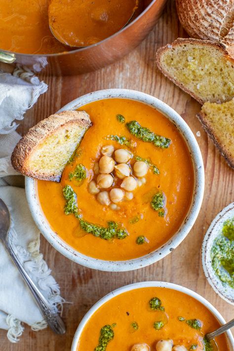 Chickpea And Tomato Soup, Chickpea Tomato Soup, Tomato White Bean, Vegan Lunch Recipe, Cooking Hobby, Daniel Diet, White Bean Stew, Easy Vegan Soup, Veg Meals