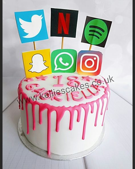 My daughters birthday cake - Shecelebrated her 18th in lockdown! Chocolate drip with edible social media icons #18thbirthday #lockdowncake #lockdowncelebration Social Media Cake Ideas, Social Media Theme Cake, Social Media Cake, Selfie Cake, Husband Birthday Parties, Decorating Frosting, Daughters Birthday, Birthday Cakes For Teens, Disney Cars Birthday