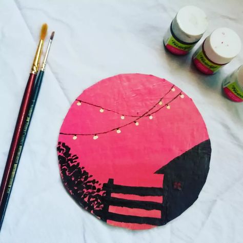 Cute Circle Paintings, Painting Ideas On Circle Canvas, Circle Painting Ideas Easy, Pink Cd, Cd Crafts Diy, Cd Idea, Cd Wall Art, Cd Wall, Circle Canvas