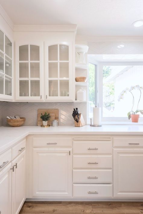 Light and bright kitchens featuring cabinets from the Inspired Spaces Cabinet Showroom! Designer: @inspiredspacesinc #interiordesigner #californiadesign #cabinetry #cabinetshowroom #inspiredspacescabinetshowroom #cabinets #kitchencabinetry Cotton Knit Cabinets, White Dish Cabinet, Light Birtch Cabinets, White Frame Wood Door Kitchen Cabinet, 9” Upper Cabinet, Cabinet Showroom, Craftsman Style Kitchens, Bright Kitchens, Cabinet Finishes