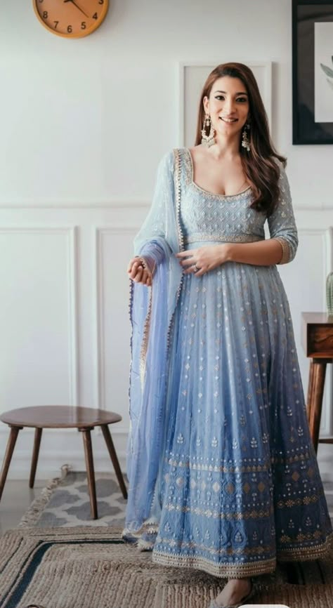 Top Trendsetter || Boho-Chic Maxi Skirts for Festival Vibes Anarkali Designs, Trendy Outfits Indian, Indian Outfits Lehenga, Anarkali Dress Pattern, Fancy Sarees Party Wear, Traditional Indian Dress, Indian Dresses Traditional, Traditional Indian Outfits, Indian Gowns Dresses