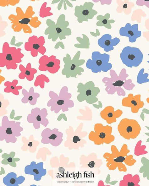 Flowers flowers flowers 💐 My all time favourite thing to paint! Let me know your favourite flower or your favourite thing to paint ✨ #flowerpattern #flowerpower #floralpattern #artlicensing #artforlicensing #kidspattern #summerfloral #watercolorfloral #surfacedesign #surfacepatterndesign #springpattern #spoonflower Flower Pattern Drawing Simple, Spring Flower Pattern, Spring Pattern Illustration, Thing To Paint, Disney Inspired Fashion, Watercolor Fish, Kids Fabric, Drawings Simple, Spring Baby