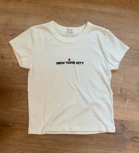 Vintage Brandy Melville, Cute Brandy Melville Tops, Brandy Graphic Tees, Brandy Melville Baby Tee, Brandy Melville New York Shirt, Brandy Clothes, Brandy Melville Clothes, Brandy Melville Graphic Tees, Brandy Melville Shirts