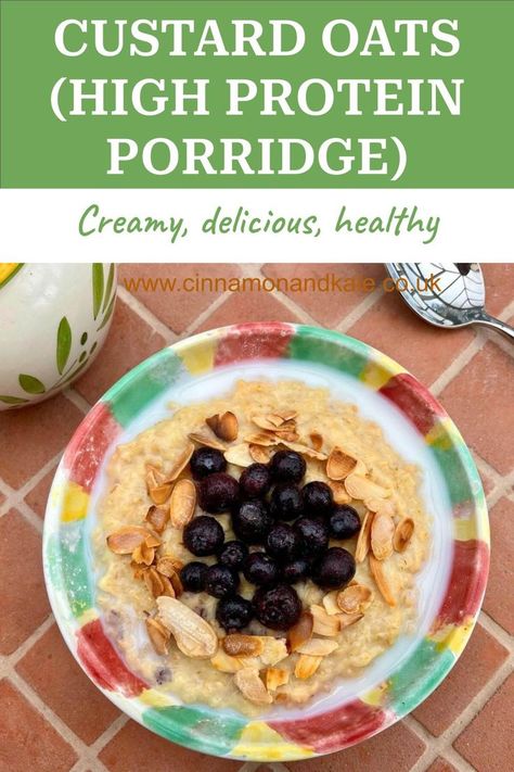 Bowl of custard oats with toasted almonds and blueberries Oatmeal With Egg, Protein Custard, Chia Oatmeal, Protein Porridge, Oatmeal And Eggs, Healthy Gluten Free Breakfast, Healthy Breakfast On The Go, Healthy Pancake Recipes, Porridge Recipes