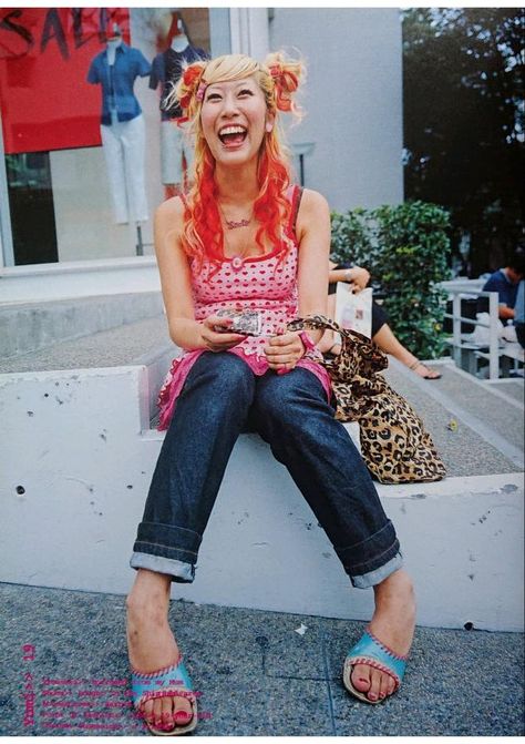 Shoichi Aoki, 90s Harajuku, Fruits Magazine, Harajuku Tokyo, Mint Hair, Harajuku Fashion Street, Funky Outfits, Fashion Articles, Cute Fruit