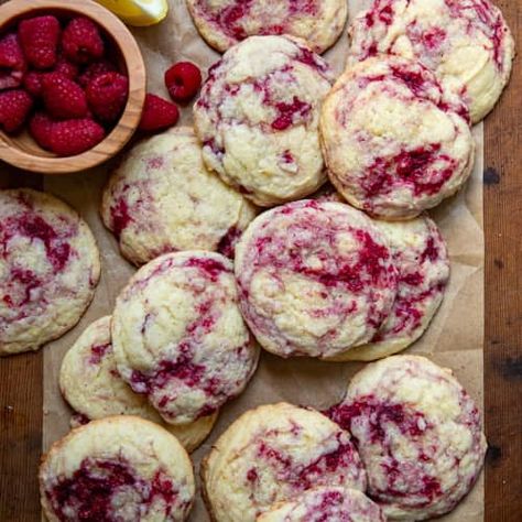 Lemon Raspberry Cookies - i am baker Turtle Cheesecake Bars, Red Velvet Chocolate Chip Cookies, Banana Zucchini Muffins, Chocolate Orange Cookies, Banana Zucchini, Red Velvet Chocolate, Drop Cookie Recipes, Pastries Recipes Dessert, Fresh Strawberry Recipes