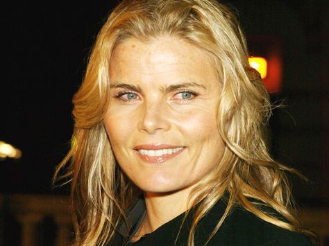 Margaux Hemingway, Jack Johns, Mariel Hemingway, The Subject, Two Daughters, Big Hugs, A Teen, Bing Images, Manhattan