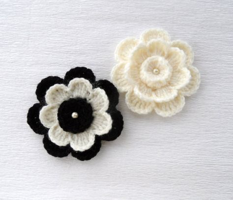 Roses Ribbon, Crochet Brooch, Daffodil Flower, Crocheted Flowers, Ivory Flower, Flower Corsage, Pin Cute, Ivory Flowers, Crochet Heart