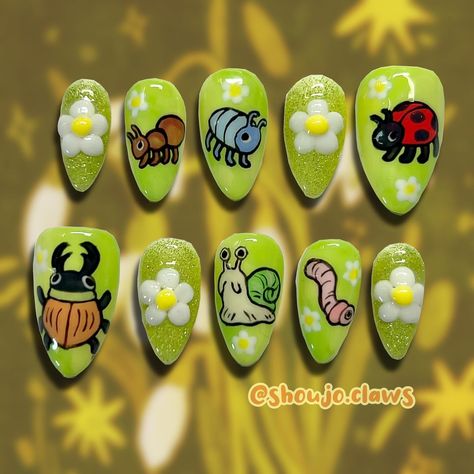 🐛🌱 bug themed claim-me set for @sabishikanojo ~~ artwork is by @drawnbynana !! so so cute i’m not even a huge big girly but this artwork was so stinking cute i knew i wanted to make nails inspired by them 🥺 i love how they turned out so much hehe @haenails - MPA gel art palette, jin.b crazy top i’ll be posting some more fall/halloween claim me sets on my story! for these sets, i will post inspo pics on my story with a discounted set price and you simply DM to claim :) #pressonnails #ge... Bugs Life Nails, Nails With Bugs, Bug Nail Art, Game Nails, Bug Nails, Make Nails, Nails Inspired, Art Palette, Gel Art