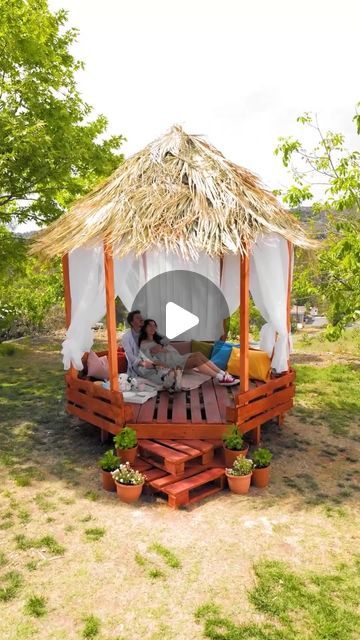 5-Minute Green on Instagram: "Backyard project for the summer: DIY gazebo out of pallets!

#diygazebo #backyardinspo #backyardproject #palletcrafts" Gazebo Diy, Green Backyard, Diy Gazebo, Diy Pallets, Beautiful Home Gardens, Backyard House, Backyard Gazebo, Pallet Crafts, Backyard Inspo