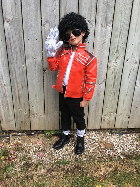 Michael Jackson Dress Up, Michael Jackson Halloween Costume, Michael Jackson Halloween, Michael Jackson Costume, Halloween Invite, Toddler Costumes, Halloween Boys, Halloween Invitations, Kids Costumes