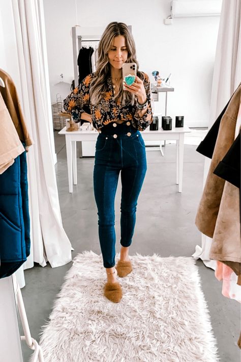 Mules With Jeans, Ultra High Waisted Jeans, Fur Mules, Alice Mccall, Jenni Kayne, Chloe Drew, Shopping App, Outfits Ideas, High Waist Jeans