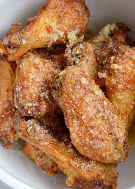 These Garlic Parmesan Wings are perfectly crispy and juicy! Baked or air fried for an easy chicken dinner that is naturally low-carb, keto friendly, and gluten free. Crispy Baked Potatoes, Parmesan Wings, Cooking Chicken Wings, Garlic Parmesan Wings, Parmesan Chicken Wings, Garlic Parmesan Chicken Wings, Garlic Parmesan Chicken, Garlic Butter Sauce, Potluck Dishes