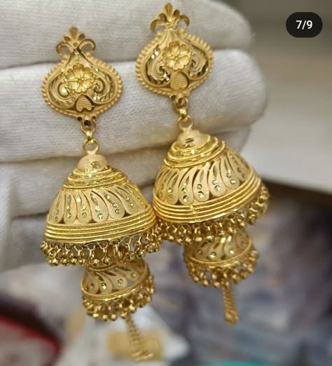 Gold Jhumki Latest Design, Gold Haram Designs, Latest Bridal Lehenga Designs, Silk Kurti Designs, Gold Haram, Haram Designs, Jhumka Designs, Gold Earrings Indian, Simple Gold Earrings