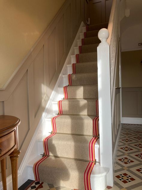 Velvet Stair Runner, Checkered Stair Runner, Red Stair Runner, Victorian Stair Runner, Stairs Carpet Ideas, Stripe Stair Runner, Tartan Stair Carpet, Small Upstairs Hallway, Fibre Flooring