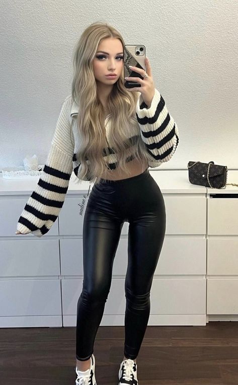 Half Zip Sweater Outfit, Shiny Leggings Outfit, Plus Size Leather Pants, Pink Ribbed Sweater, Leather Tights, Leather Leggings Outfit, Black Faux Leather Leggings, Drop Shoulder Sweater, Fashion Top Outfits