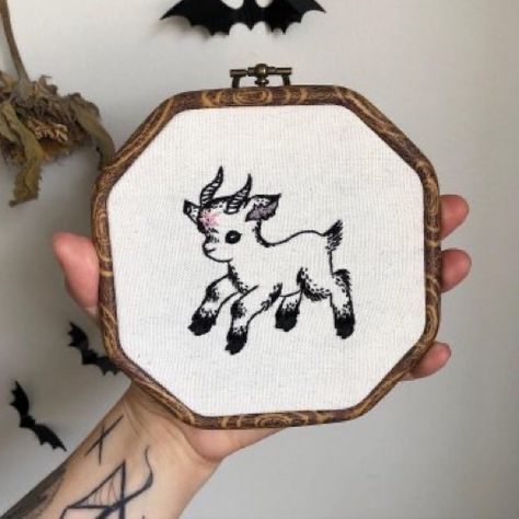 BABY GOAT EMBROIDERY HOOP Goat Embroidery Pattern, Goat Embroidery, Goat Horns, Goat Art, Mini Embroidery, Baby Goat, Cute Goats, Angora Goats, Resin Clay