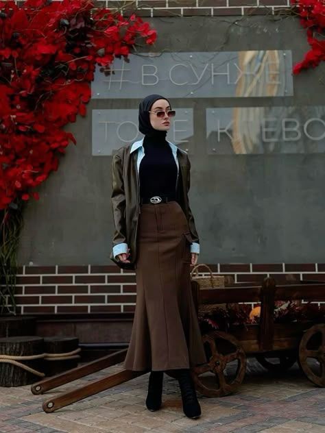 Classy Hijabi Outfits, Vintage Hijab, Hijab Fits, Modest Casual Outfits, Muslim Outfits Casual, Hijabi Fashion Casual, Modest Fits, Modesty Fashion, Hijabi Outfits Casual