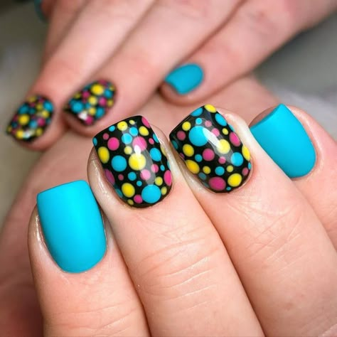 Black Dot Nails, Polka Dot Nail Art Designs, Nails Dots, Dot Nail Art Designs, Polka Dot Nail Designs, Dot Nail Designs, Polka Dot Nail Art, Chic Nail Art, Dot Nail Art