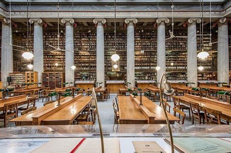 National Library of Greece, Athens School Of Athens, Zorba The Greek, Classical Building, Athens Travel, Athens City, Greece Athens, Beautiful Library, Library Architecture, Library Aesthetic