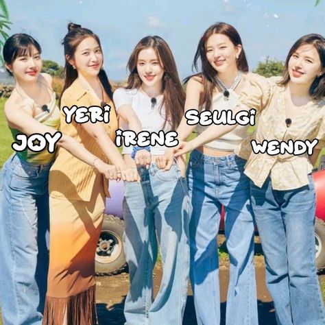 redvelvet group photo with name Redvelvet Group Photo, Red Velvet Group Photo With Names, Red Velvet Group Photo, Red Velvet Group, Group Photo, Group Photos, Red Velvet, Velvet, Red