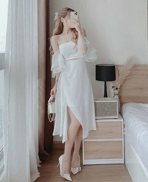 Fancy Short Dresses, White Dress Outfit, Simple Frocks, Evening Mini Dresses, Fashion Drawing Dresses, Korean Fashion Dress, Classy Fashion, Fairytale Dress, Easy Trendy Outfits