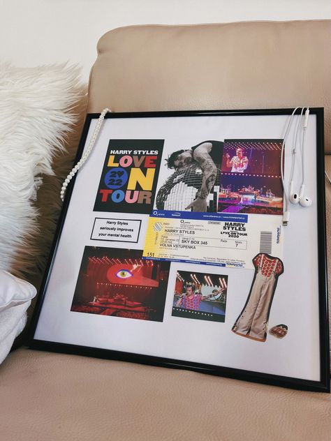 Harry Styles Love On Tour Tickets, Love On Tour Scrapbook, Concert Memory Frame, Concert Memory Ideas, Hslot Scrapbook, Harry Styles Tickets, Concert Journal, Concert Scrapbook, Harry Aesthetic