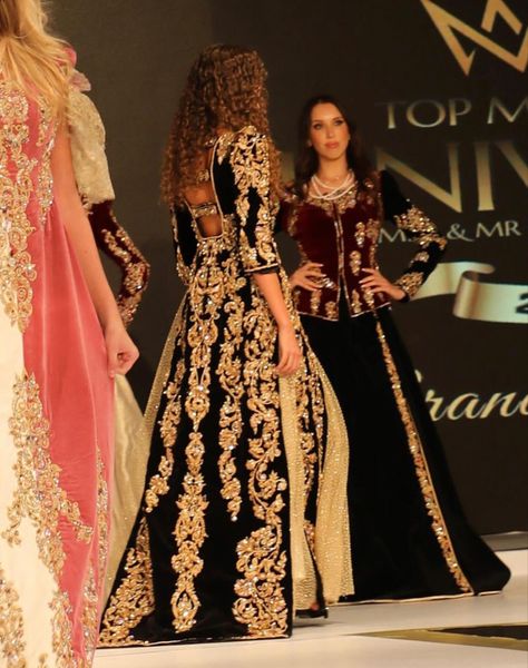 Algerian traditional dresses Algeria Traditional Dresses, Algerian Wedding, Algerian Fashion, Algerian Culture, Black Velvet Coat, Algerian Clothing, Indian Bride Outfits, Fancy Dresses Long, Arab Fashion