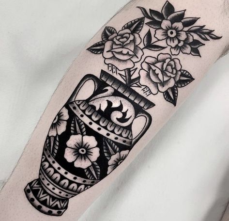 Traditional Tattoo Vase Flowers, Traditional Flower Vase Tattoo Black, Vase Flash Tattoo, Traditional Vase With Flowers Tattoo, Traditional Vase Tattoo Design, Old School Flower Tattoo Designs, Trad Vase Tattoo, Traditional Flower Pot Tattoo, Old School Vase Tattoo