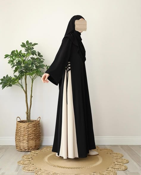 Black And White Dress Hijab, Modest Hijabi Dresses, Black Dress Hijabi, Muslim Dress Design, Casual Abaya Outfits, Muslim Fashion Dress Abayas, Black Abaya Outfit, Black And White Abaya, Black Dress Hijab