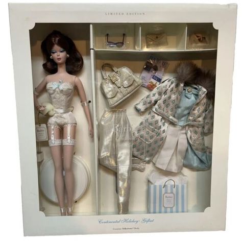 Continental Holiday Giftset Silkstone Barbie Doll Fashion Model 55497 2001 74299554971 | eBay Luxury Barbie Doll House, Gone With The Wind Barbie, Golden Pants, Barbie Doll Fashion, Old Barbie Dolls, Brocade Coat, Singer Aesthetic, Barbie Items, Collector Barbie Dolls Vintage