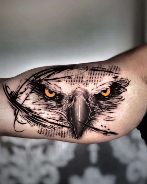 Eagle Tattoo Eagle Tattoo Arm, Black Eagle Tattoo, Eagle Back Tattoo, Eagle Tattoo Design, Eagle Head Tattoo, Vogel Tattoo, Lion Head Tattoos, Saved Tattoo, Cool Forearm Tattoos